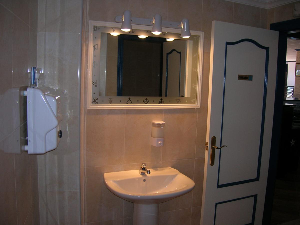 Propiedad comercial en Torrevieja, Alicante, España 170 m2 No. 99858