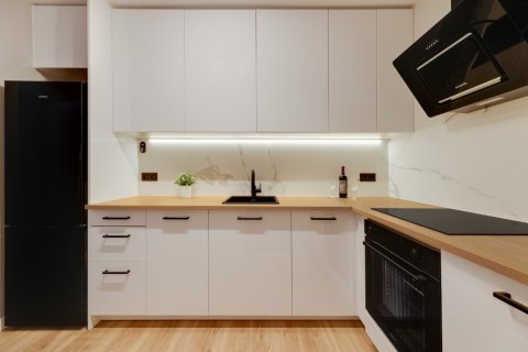 Kaupunkipientalo myytävänä Alicante, Espanja, 3 makuuhuonetta, 104 m2 No. 145348 - kuva 3