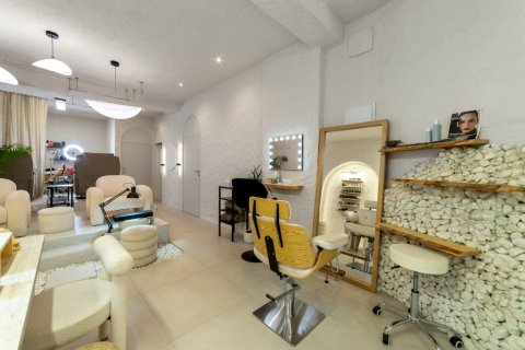 Proprietà commerciale in vendita a Alicante, Spagna 100 mq. N° 145347 - foto 1