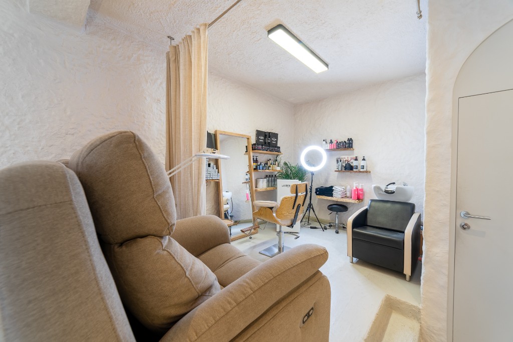 Propiedad comercial en Alicante, España 100 m2 No. 145347