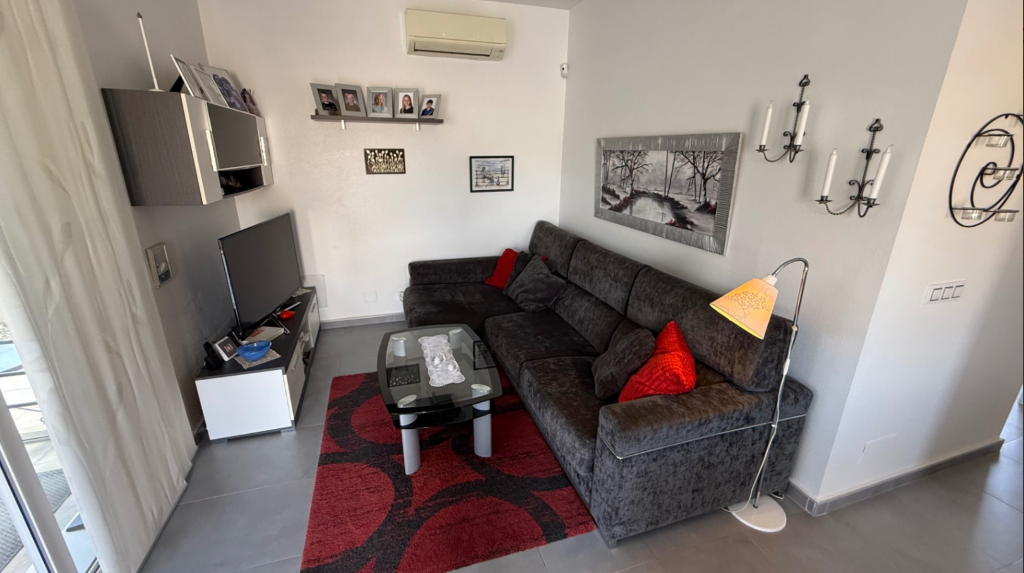 Вилла в Сьюдад Кесада, Аликанте, Испания 2 спальни, 78м2 №145352
