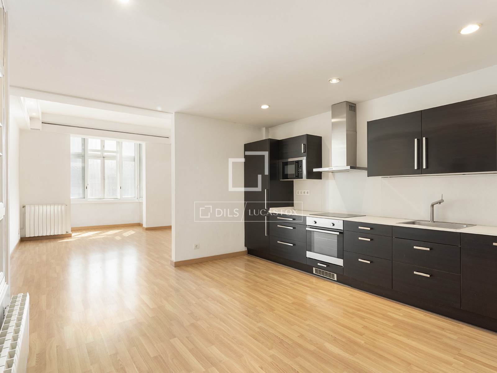 Apartment in Barcelona, Spain 2 bedrooms, 70 sq.m. No. 192827