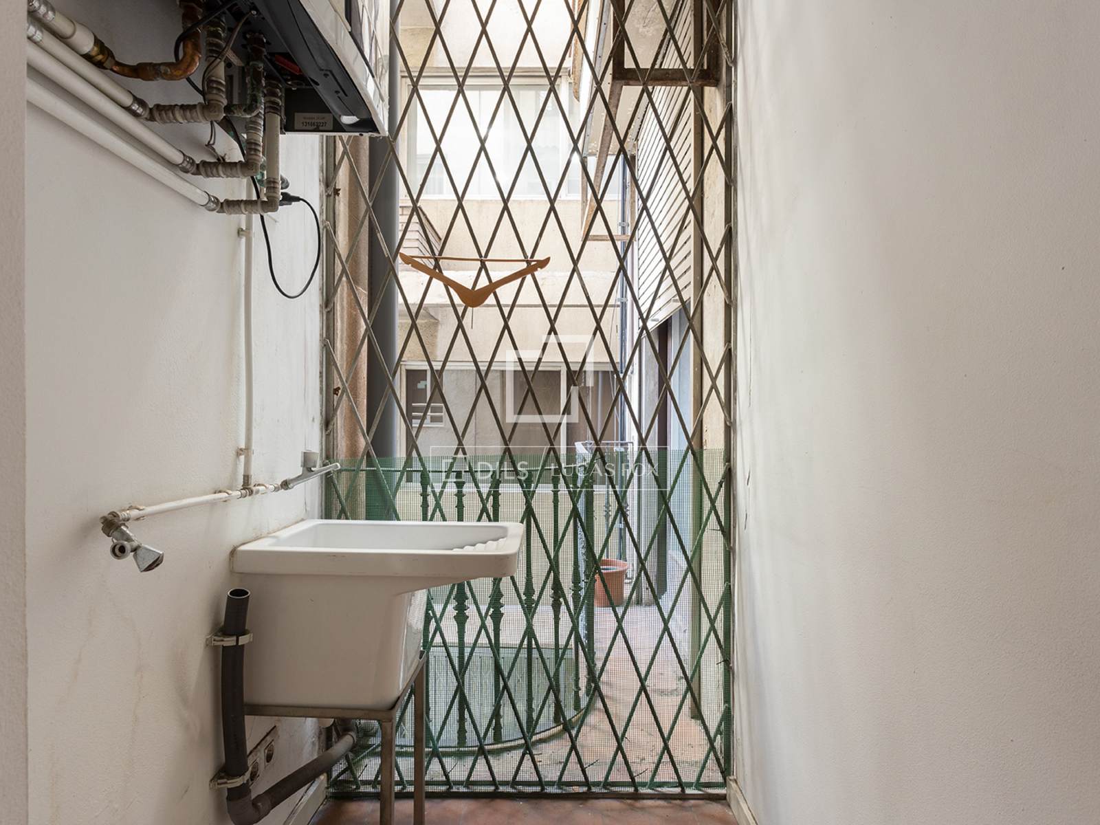 Apartment in Barcelona, Spain 2 bedrooms, 70 sq.m. No. 192827