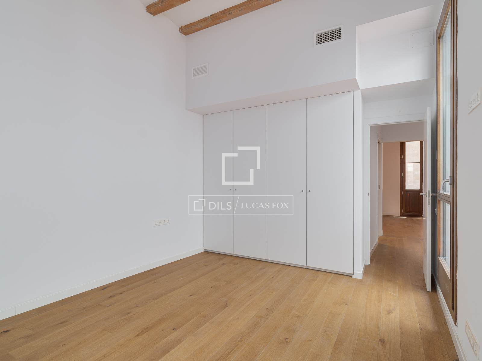 Apartment in Barcelona, Spain 1 bedroom, 57 sq.m. No. 192831