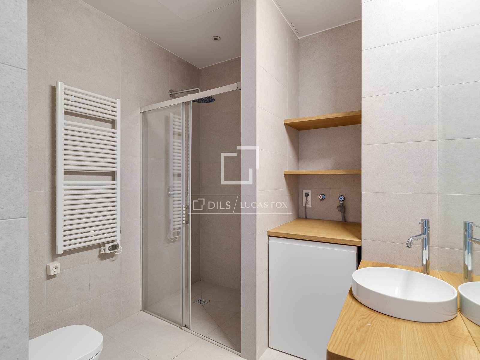 Apartment in Barcelona, Spain 1 bedroom, 57 sq.m. No. 192831
