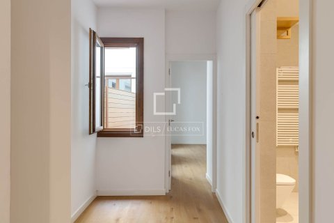 Apartment à vendre à Barcelona, Espagne, 1 chambre, 57 m2 No. 192831 - photo 18