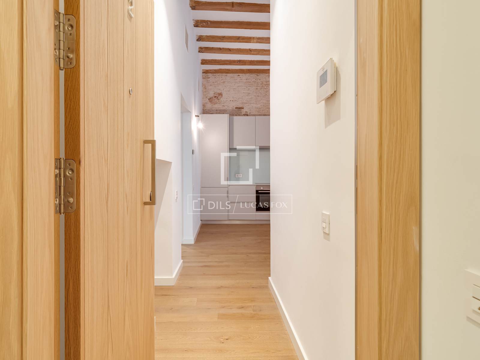 Apartment in Barcelona, Spain 1 bedroom, 57 sq.m. No. 192831