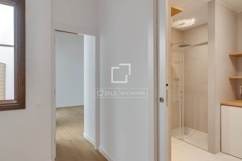 Apartment à vendre à Barcelona, Espagne, 1 chambre, 57 m2 No. 192831 - photo 12