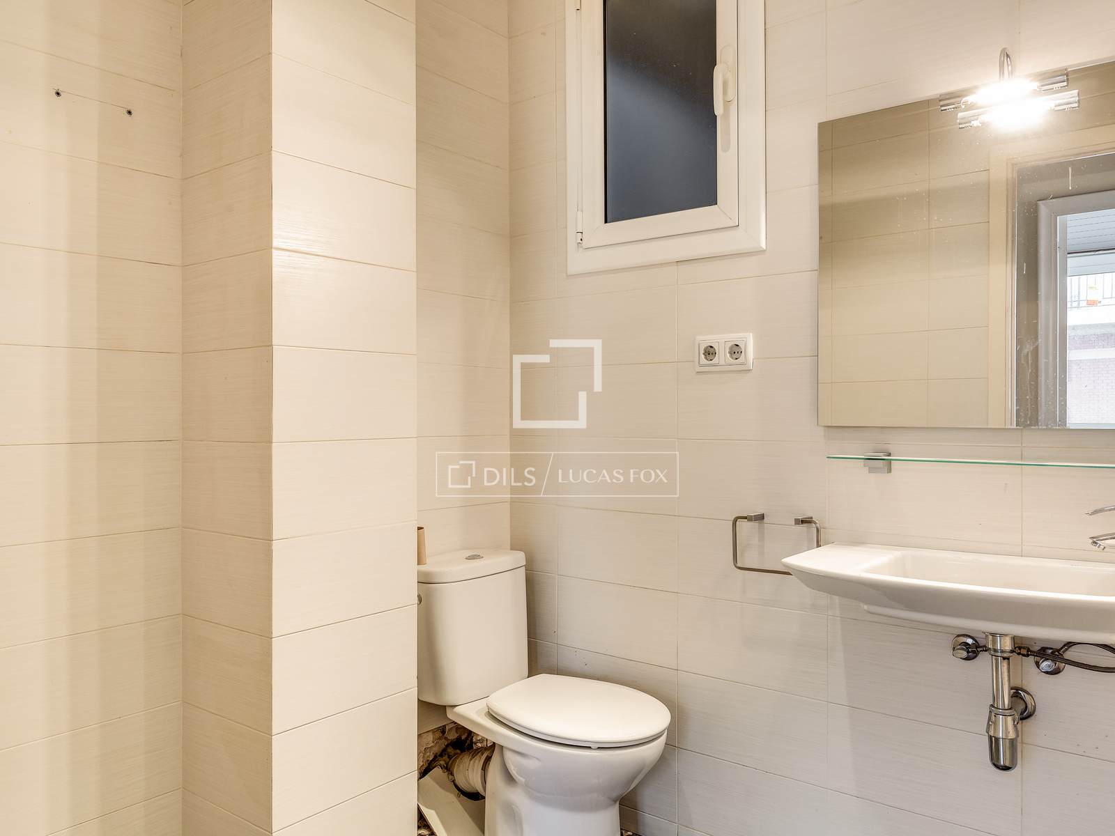 Dzīvoklis Barcelona, Spānijā 4 istabas, 120 m2 Nr. 192833