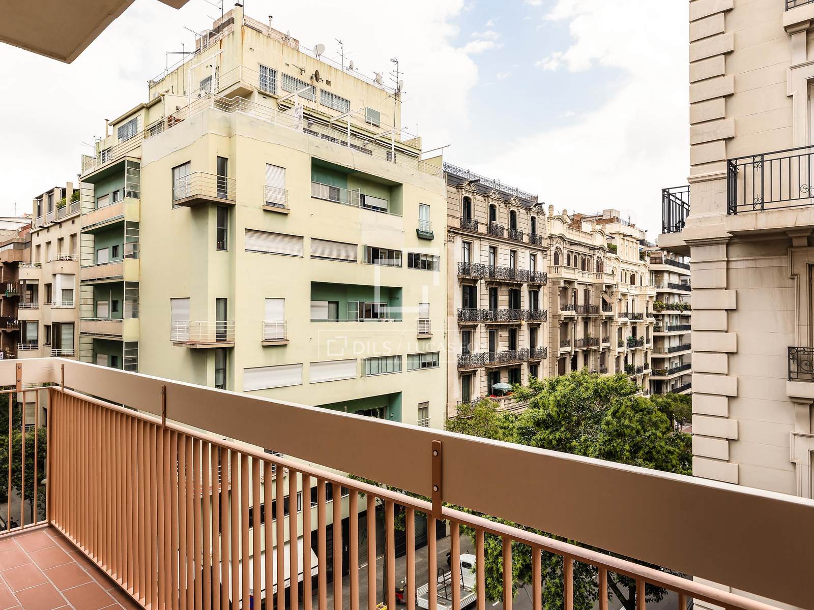 Dzīvoklis Barcelona, Spānijā 4 istabas, 120 m2 Nr. 192833