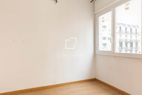 Huoneisto myytävänä Barcelona, Espanja, 4 makuuhuonetta, 120 m2 No. 192833 - kuva 15