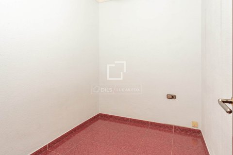 Huoneisto myytävänä Barcelona, Espanja, 2 makuuhuonetta, 60 m2 No. 192830 - kuva 16