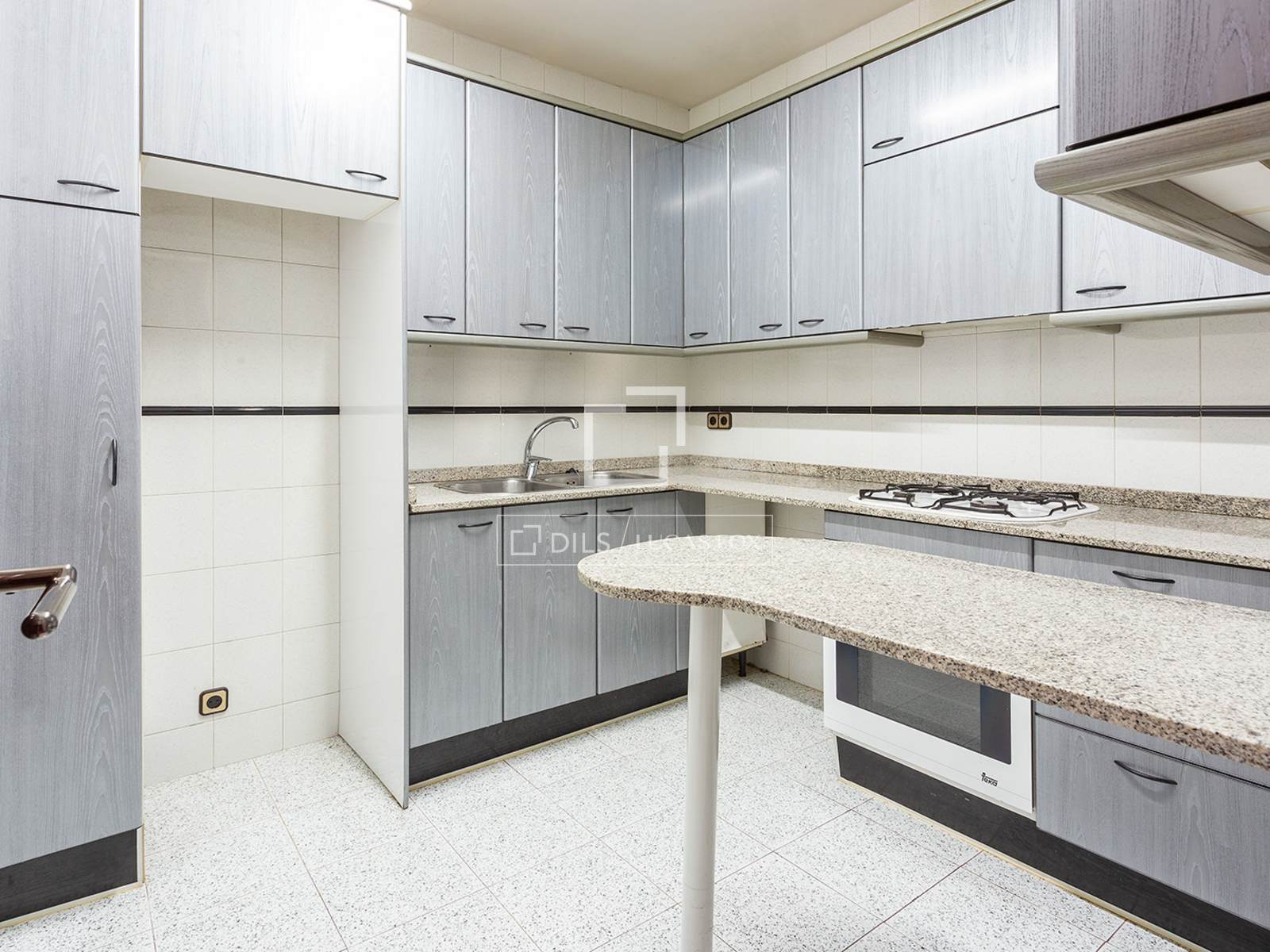Apartament w Barcelona, Hiszpania 2 sypialnie, 60 mkw. nr 192830
