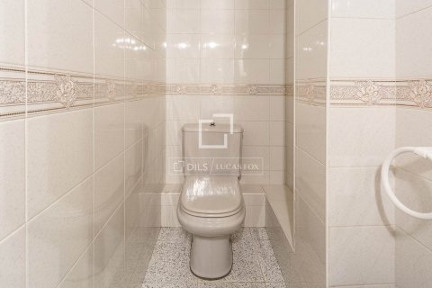 Huoneisto myytävänä Barcelona, Espanja, 2 makuuhuonetta, 60 m2 No. 192830 - kuva 19