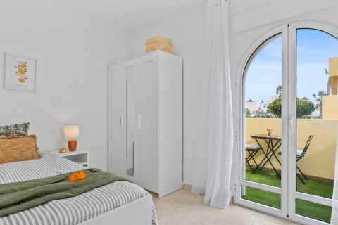 Radhus till salu i Alicante, Spanien 2 sovrum, 73 kvm. Nr. 161307 - foto 19