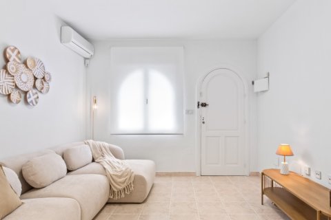 Radhus till salu i Alicante, Spanien 2 sovrum, 73 kvm. Nr. 161307 - foto 20