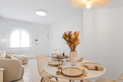 Radhus till salu i Alicante, Spanien 2 sovrum, 73 kvm. Nr. 161307 - foto 12