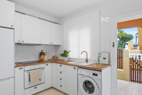 Radhus till salu i Alicante, Spanien 2 sovrum, 73 kvm. Nr. 161307 - foto 24