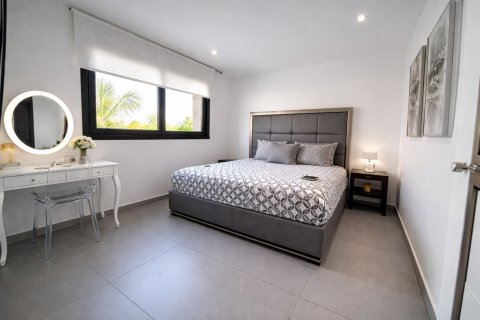 Villa in vendita a Los Balcones, Alicante, Spagna 5 camere da letto, 300 mq. N° 161313 - foto 7