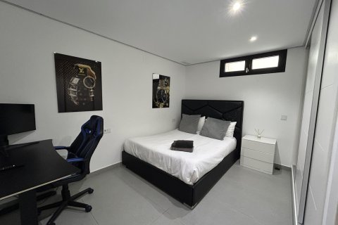 Villa in vendita a Los Balcones, Alicante, Spagna 5 camere da letto, 300 mq. N° 161313 - foto 15