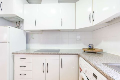 Lägenhet till salu i Torrevieja, Alicante, Spanien 3 sovrum, 74 kvm. Nr. 161311 - foto 7