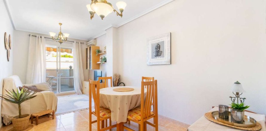 Lägenhet i Torrevieja, Alicante, Spanien 3 sovrum, 74 kvm. Nr. 161311