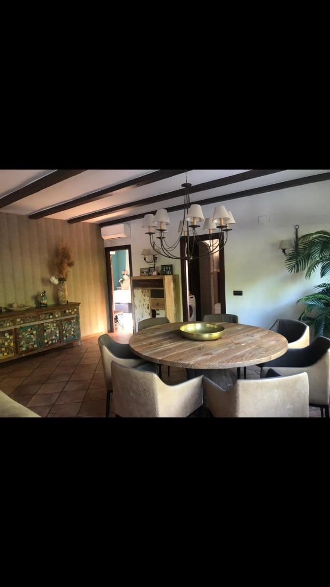 Villa a Elda, Alicante, Spagna 4 camere da letto, 240 mq. N° 161310