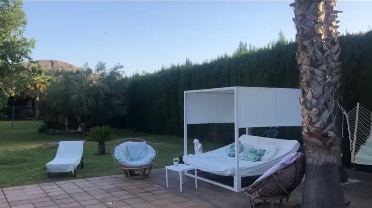 Villa a Elda, Alicante, Spagna 4 camere da letto, 240 mq. N° 161310