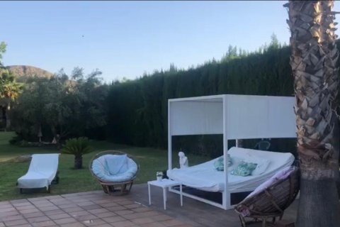 Villa in vendita a Elda, Alicante, Spagna 4 camere da letto, 240 mq. N° 161310 - foto 11