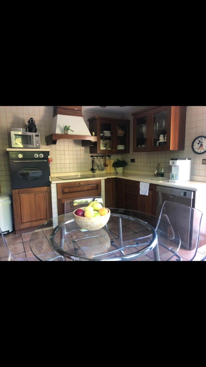 Villa a Elda, Alicante, Spagna 4 camere da letto, 240 mq. N° 161310