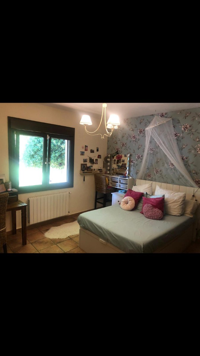 Villa a Elda, Alicante, Spagna 4 camere da letto, 240 mq. N° 161310
