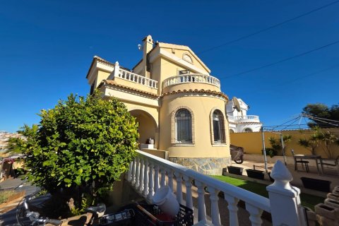 Huvila myytävänä Urbanizacion Las Filipinas, Alicante, Espanja, 4 makuuhuonetta, 153 m2 No. 179554 - kuva 7