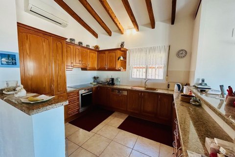 Villa in vendita a Denia, Alicante, Spagna 3 camere da letto, 274 mq. N° 179550 - foto 15