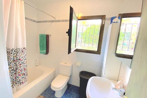 Villa in vendita a Javea, Alicante, Spagna 3 camere da letto, 245 mq. N° 179548 - foto 21
