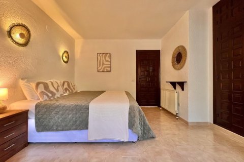 Villa in vendita a Moraira, Alicante, Spagna 3 camere da letto, 247 mq. N° 179551 - foto 12
