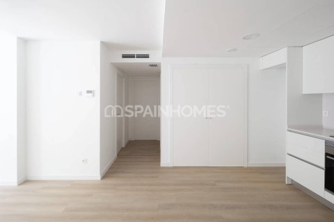 Huoneisto myytävänä Terrassa, Barcelona, Espanja, 3 makuuhuonetta, 89 m2 No. 167274 - kuva 12