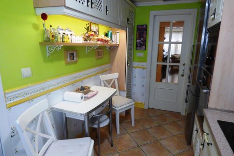 Apartment for sale in Alicante, Spain 3 bedrooms, 122 sq.m. No. 167275 - photo 14