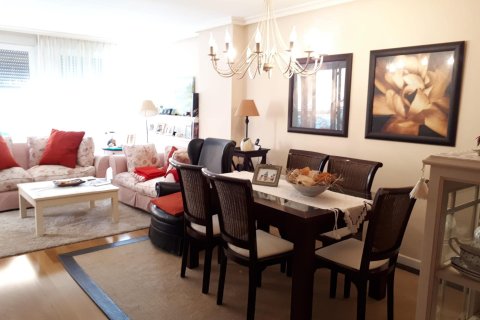 Apartment for sale in Alicante, Spain 3 bedrooms, 122 sq.m. No. 167275 - photo 8