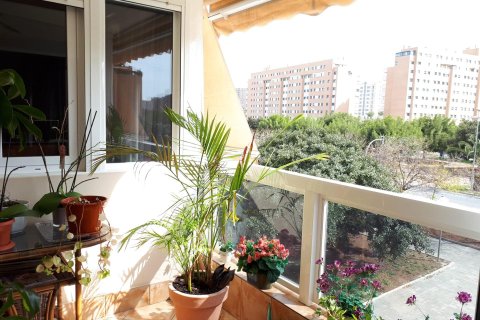 Apartment for sale in Alicante, Spain 3 bedrooms, 122 sq.m. No. 167275 - photo 11