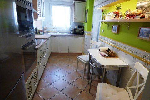 Apartment for sale in Alicante, Spain 3 bedrooms, 122 sq.m. No. 167275 - photo 3