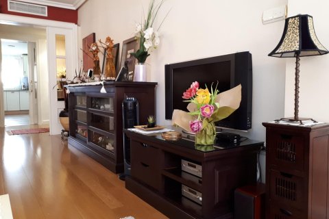 Apartment for sale in Alicante, Spain 3 bedrooms, 122 sq.m. No. 167275 - photo 9