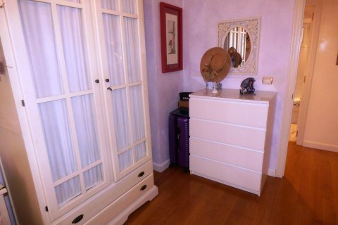Apartment for sale in Alicante, Spain 3 bedrooms, 122 sq.m. No. 167275 - photo 28