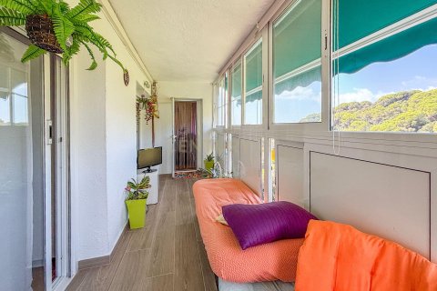 Apartamento en venta en Calella, Barcelona, España 2 dormitorios, 86 m2 No. 194548 - foto 1