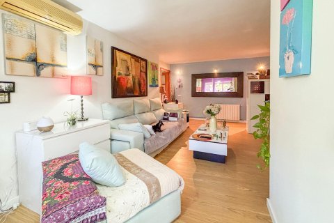Apartamento en venta en Calella, Barcelona, España 2 dormitorios, 86 m2 No. 194548 - foto 8