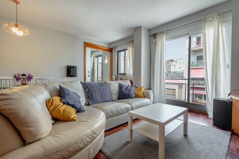 Apartamento en venta en L'Hospitalet de Llobregat, Barcelona, España 3 dormitorios, 185 m2 No. 194547 - foto 14