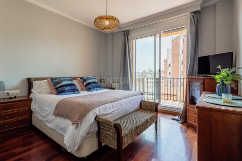 Apartamento en venta en L'Hospitalet de Llobregat, Barcelona, España 3 dormitorios, 185 m2 No. 194547 - foto 26