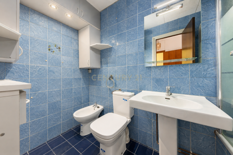Apartamento en venta en Cerdanyola del Vallès, Barcelona, España 5 dormitorios, 143 m2 No. 194545 - foto 24
