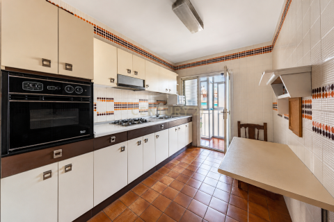 Apartamento en venta en Cerdanyola del Vallès, Barcelona, España 5 dormitorios, 143 m2 No. 194545 - foto 5