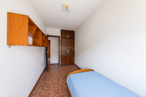Apartamento en venta en Cerdanyola del Vallès, Barcelona, España 5 dormitorios, 143 m2 No. 194545 - foto 14