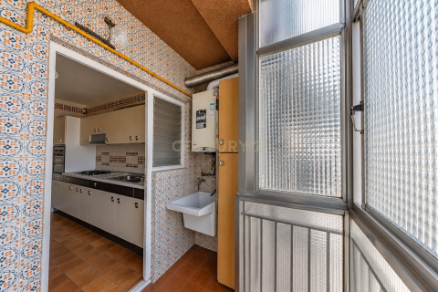 Apartamento en venta en Cerdanyola del Vallès, Barcelona, España 5 dormitorios, 143 m2 No. 194545 - foto 6